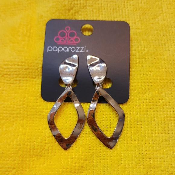 paparazzi Jewelry - Paparazzi Earrings